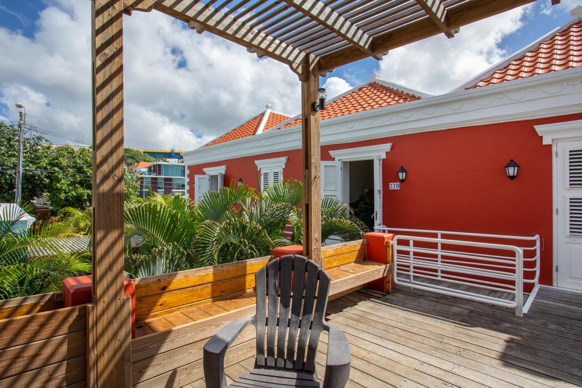 Апартаменты Curacao Gardens Виллемстад Номер фото
